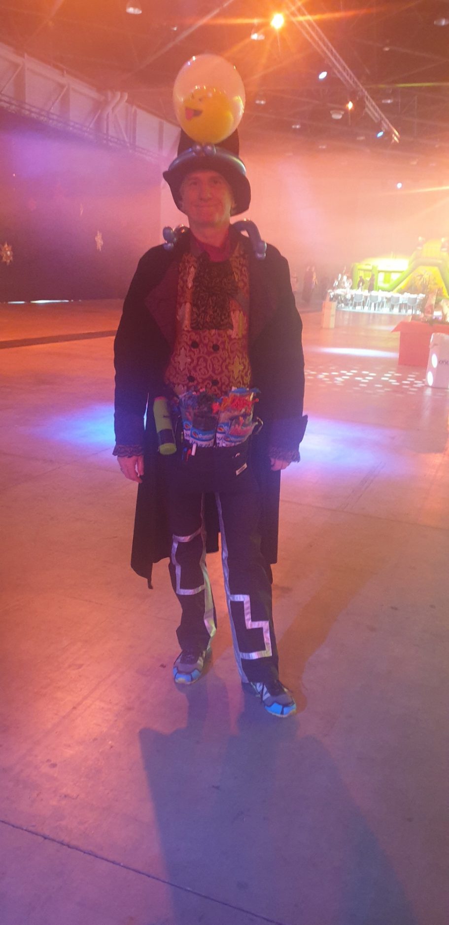 Daris Magicien sculpteur sur ballons dans le Var Daris Magicien sculpteur sur ballons